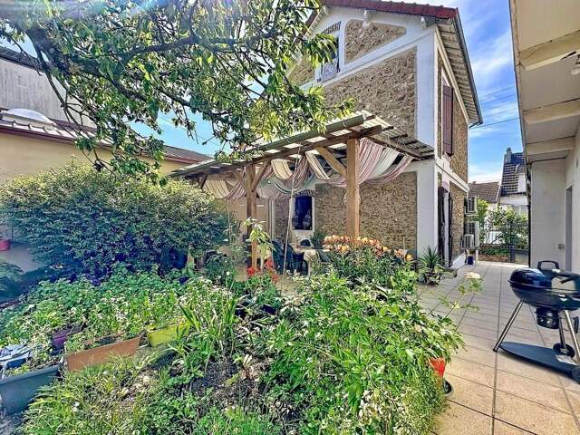 Maison meulière avec jardin sud & garage  RER D à pied ! — photo du bien