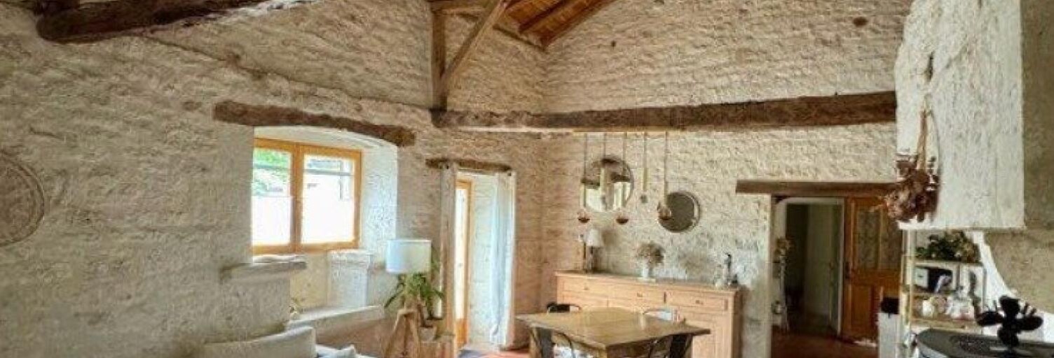 Maison 4 Pièces 94 m² à vendre à Vaylats (46230)
