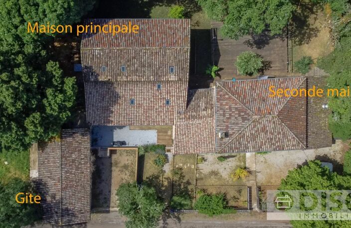 Grande propriété rénovée avec spacieuse maison principale, gîte, seconde maison et piscine. — photo 3