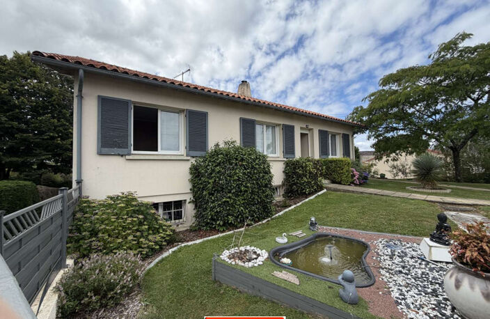 Vente maison 8 pièces 174 m² La Châtaigneraie (85120) — photo 2