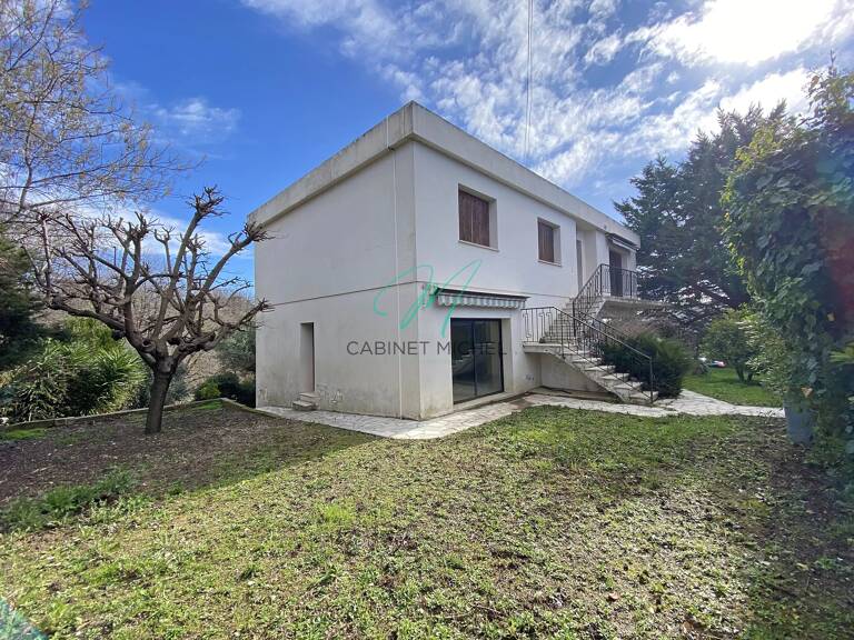 CAGNES-SUR-MER VILLA À FORT POTENTIEL — photo 1