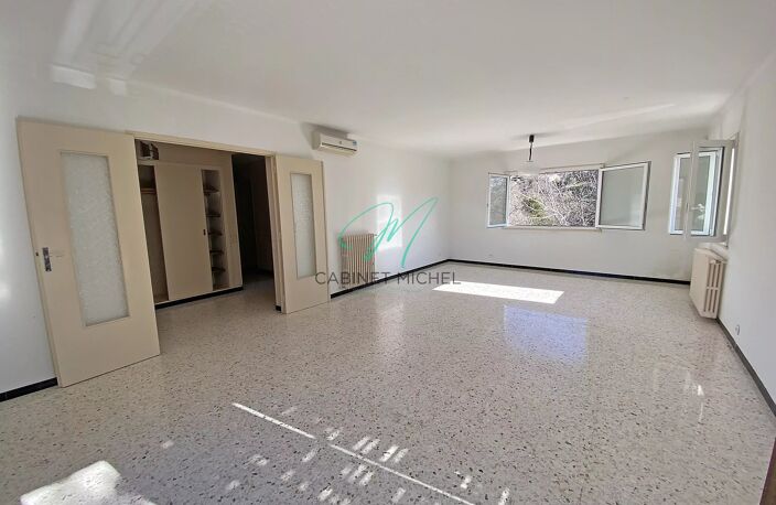 CAGNES-SUR-MER VILLA À FORT POTENTIEL — photo 4