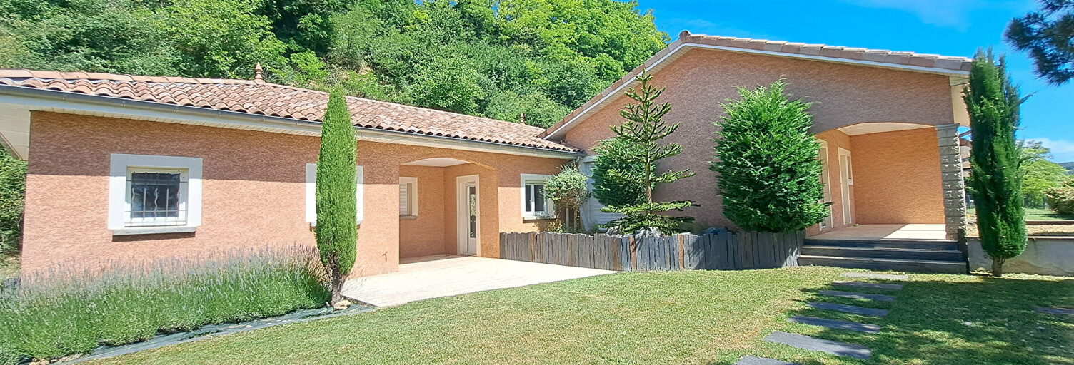 Maison 8 Pièces 183 m² à vendre à Tersanne (26390)