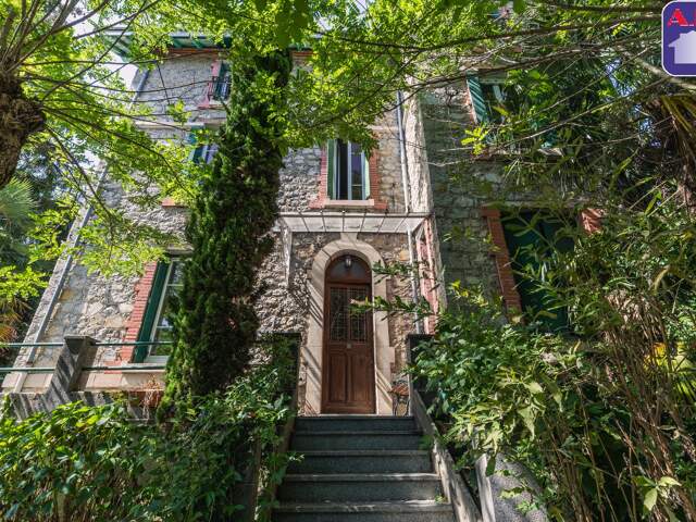Maison 8 pièces 210 m² à Saint-Girons — photo du bien