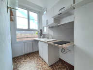 LOCATION - PAU CENTRE VILLE - Petit T2 rénové de 26 m², chambre séparée — photo 4
