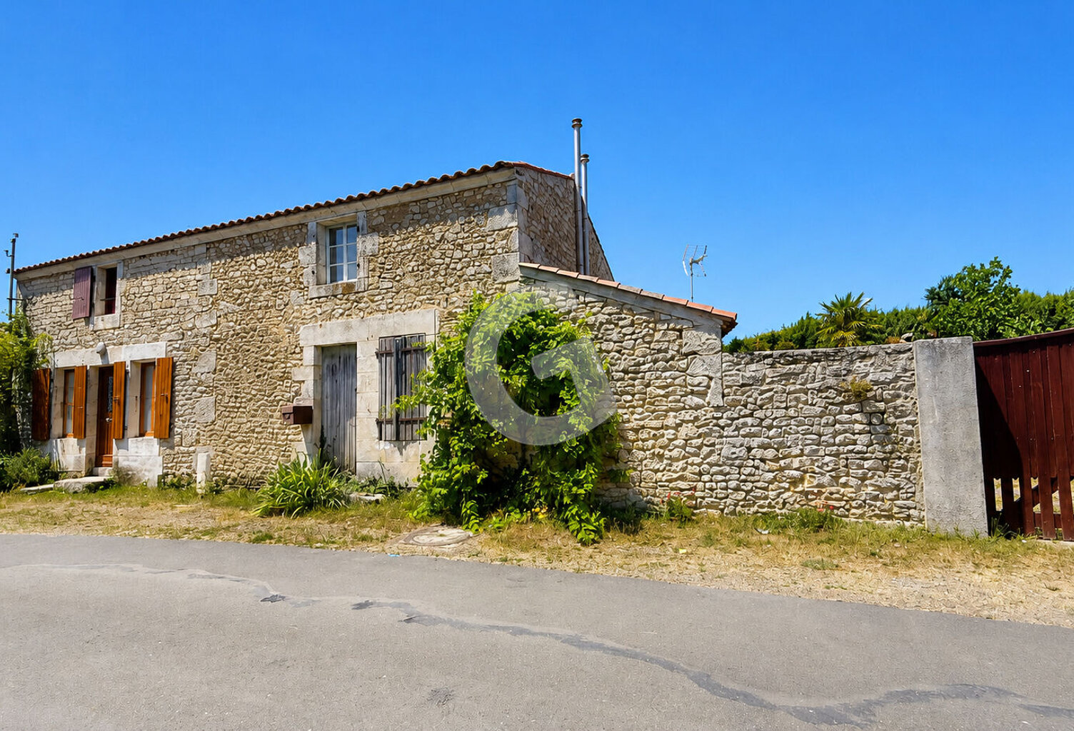MAISON 3 PIECES- 73,13M²- A VENDRE À LAIROUX — photo 1