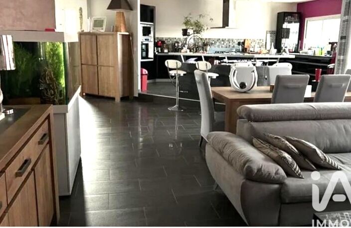 Vente Maison/villa 7 pièces — photo 3