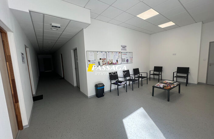 Local professionnel Baraqueville — photo 2
