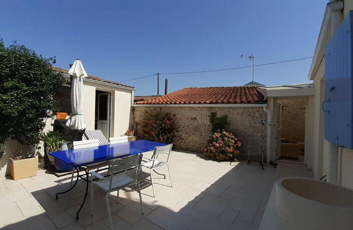 À 1,5 km de la plage - Authentique Maison de Pays avec deux logements, Idéale Maison de Famille — photo 2