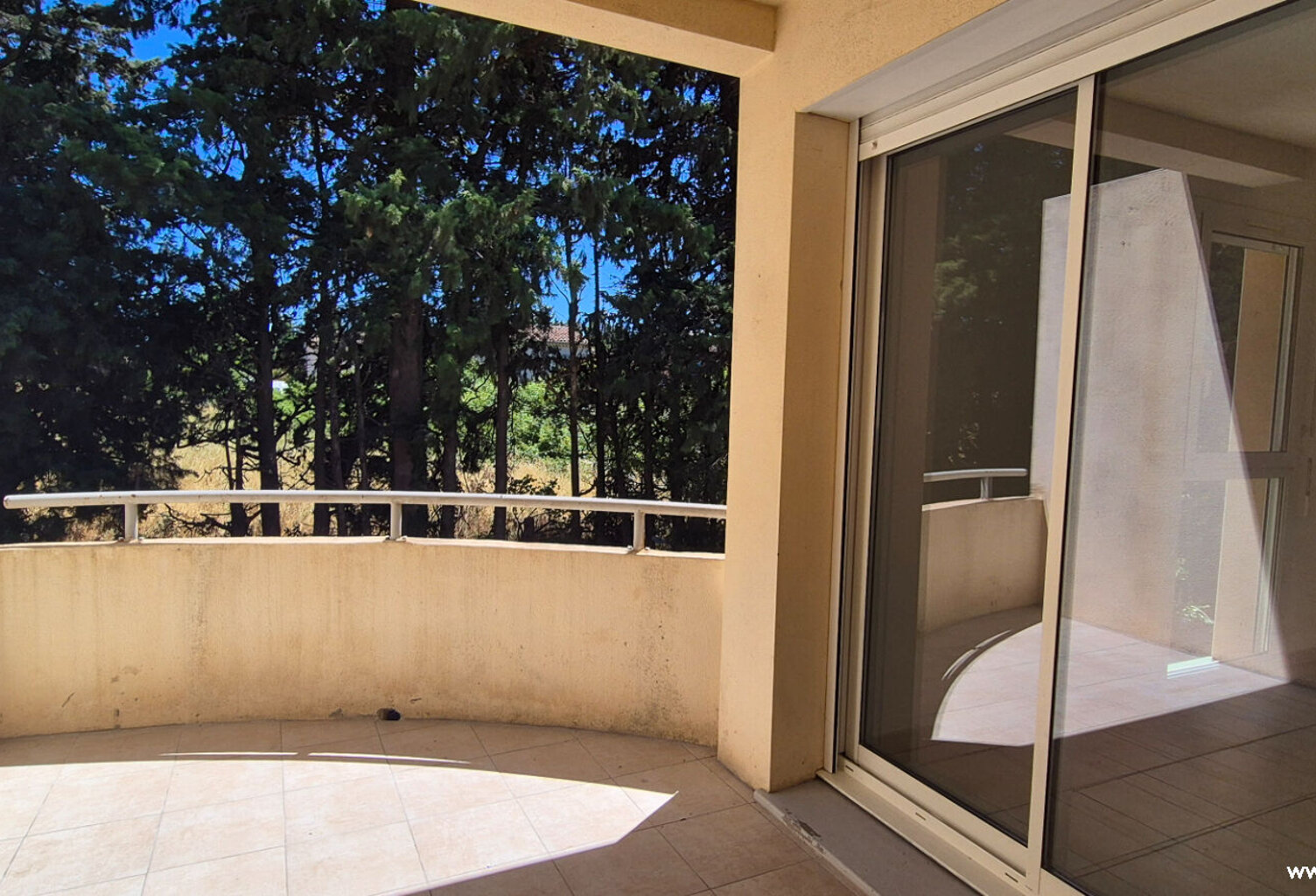 Appartement Aubignan 2 pièce(s) 43.80 m2 — photo 1