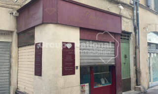 Commerce  38 m² à louer à Nîmes (30000)