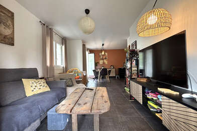 Appartement 4 pièces 299900 €