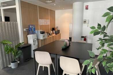 Bureau  1216 €