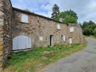 Ancienne Ferme de 200 m2 à Rénover avec 1140 m2 de Terrain — photo 2