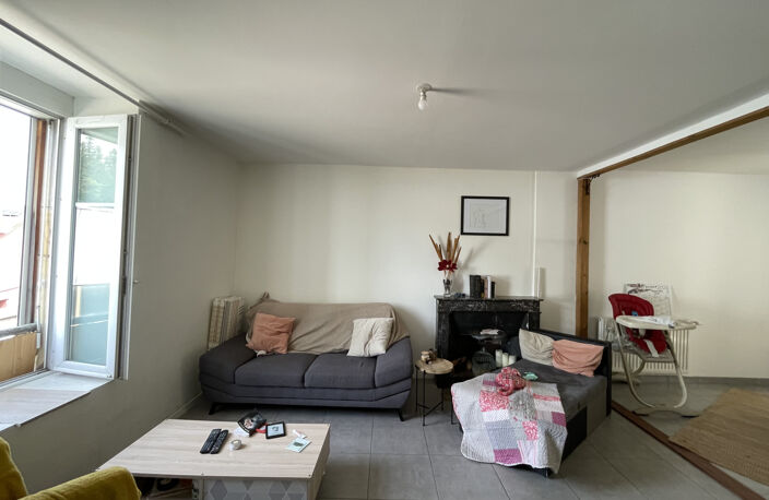 Maison de ville, jardin et dépendance — photo 3