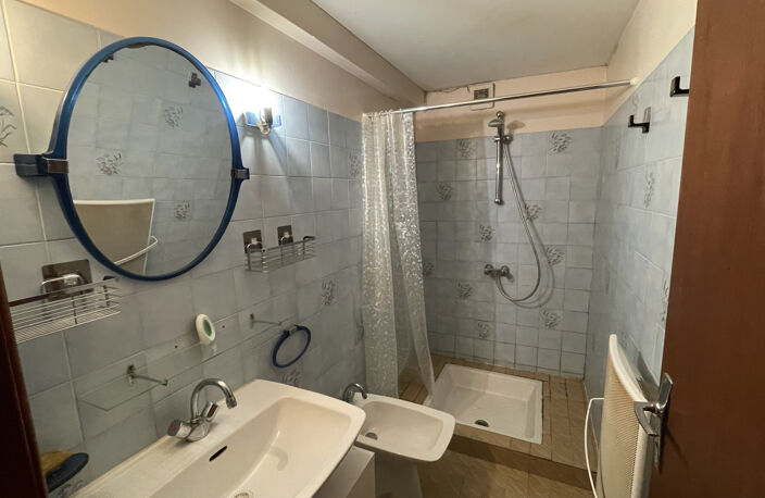 RIEUPEYROUX / Appartement T3 — photo 4