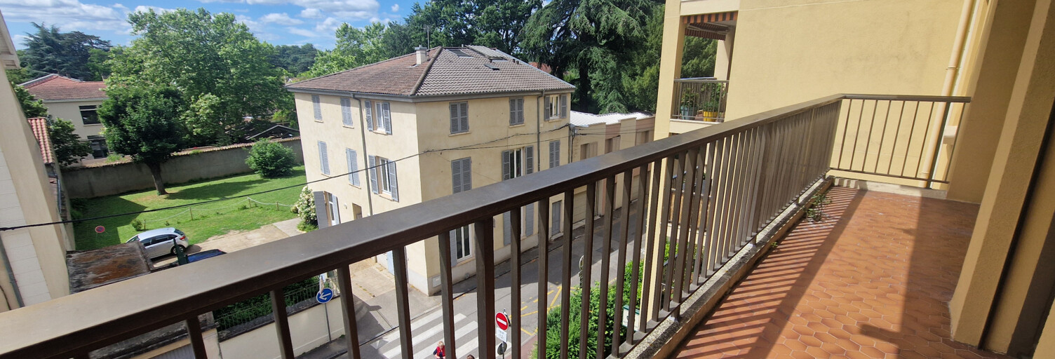 Appartement 5 Pièces 133 m² à louer à Écully (69130)