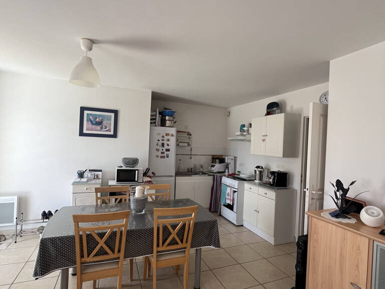 Appartement T2 rez-de-jardin, Résidence apprécié — photo 1