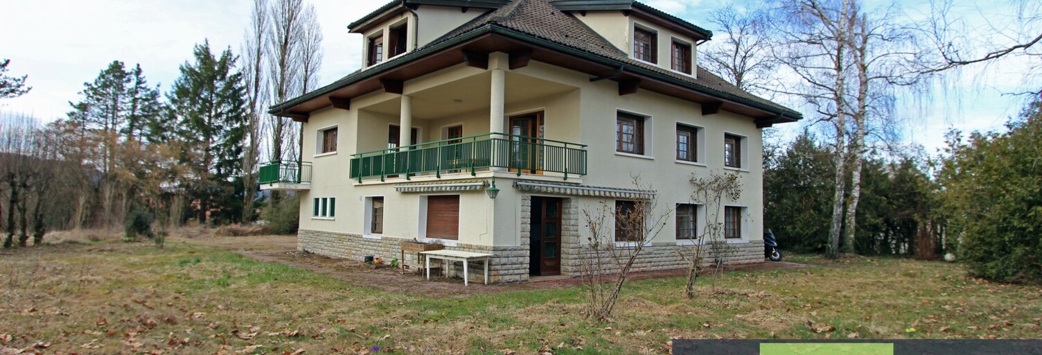 Maison 10 Pièces 306 m² à vendre à Clairvaux-les-Lacs (39130)