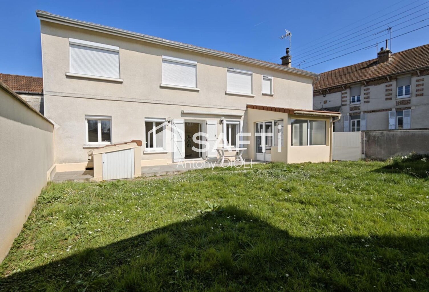 Maison familiale 116 m² avec garage et dépendance à Sens — photo 1