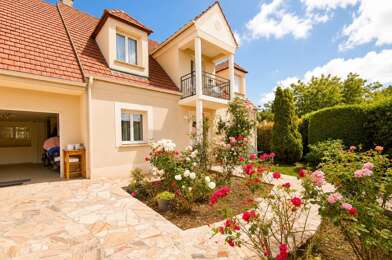 Maison 9 pièces 738000 €