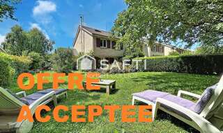 Maison 5 Pièces 125 m² à vendre à Le Mesnil-Saint-Denis (78320)