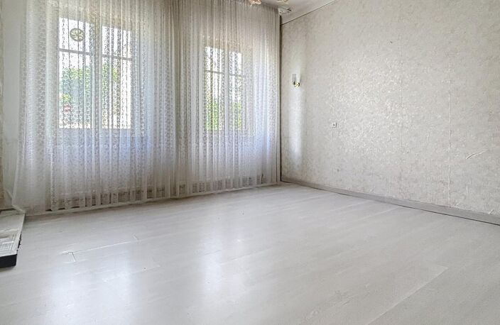 Maison avec de beaux volumes et à fort potentiel — photo 5
