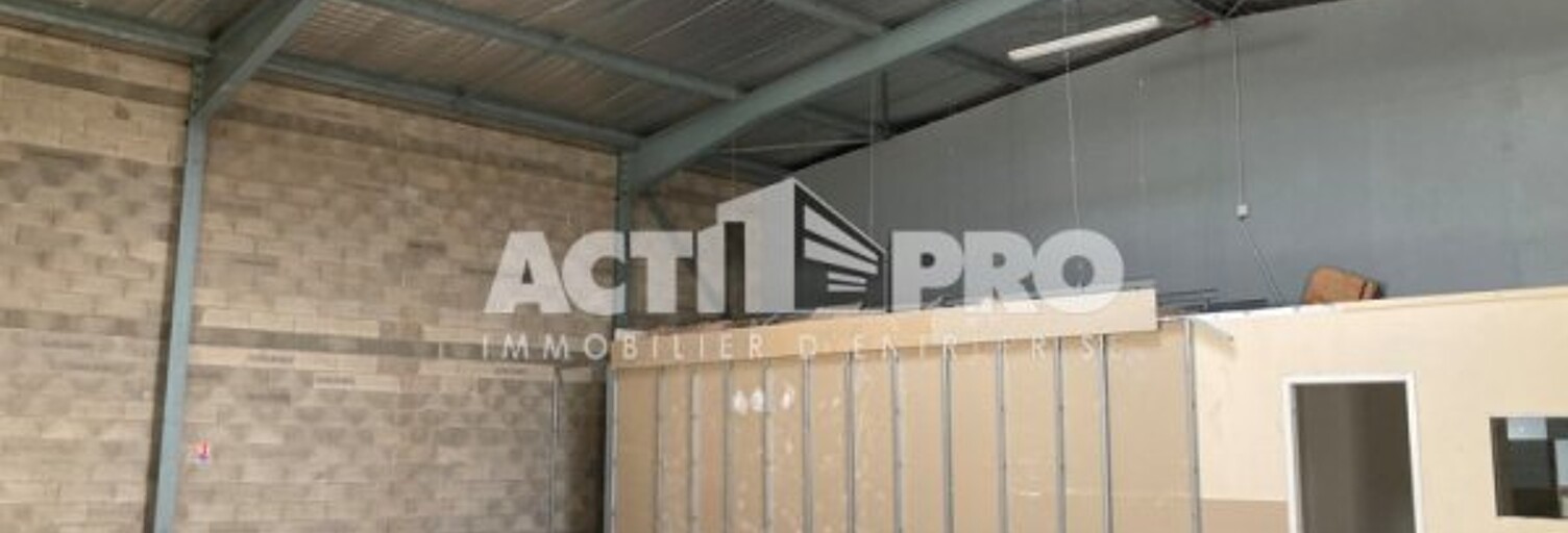 Commerce  444 m² à louer à Pollestres (66450)