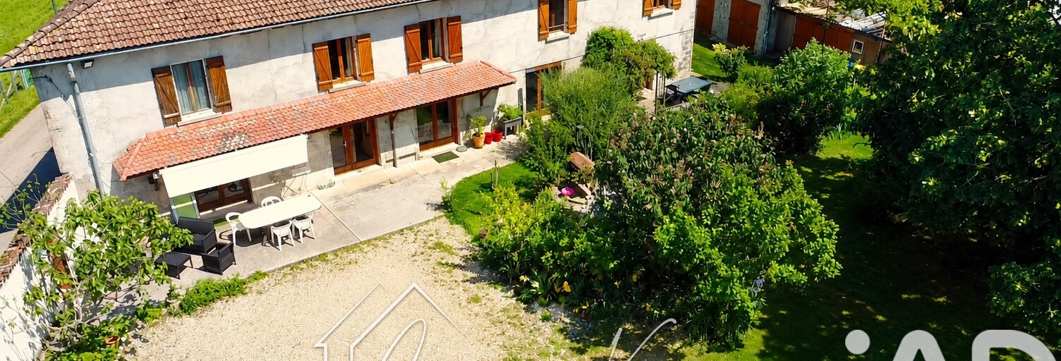 Maison 7 Pièces 207 m² à vendre à Saint-André-le-Gaz (38490)