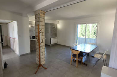 Appartement 3 pièces 1325 €