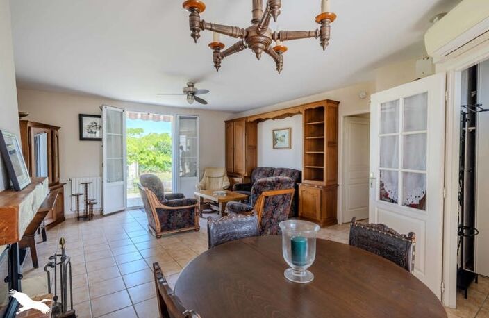 Vente maison 4 pièces 89 m² Angoulême (16000) — photo 4