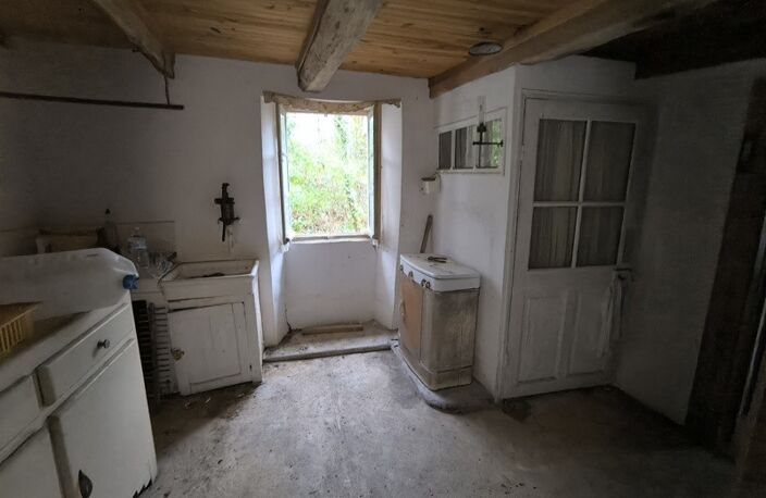 Maison en pierre de 2 pièces principales — photo 4