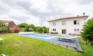 Maison 7 Pièces 185 m² à vendre à Carbon-Blanc (33560)