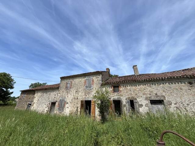 Ferme (tte) de 5 pièces principales — photo du bien
