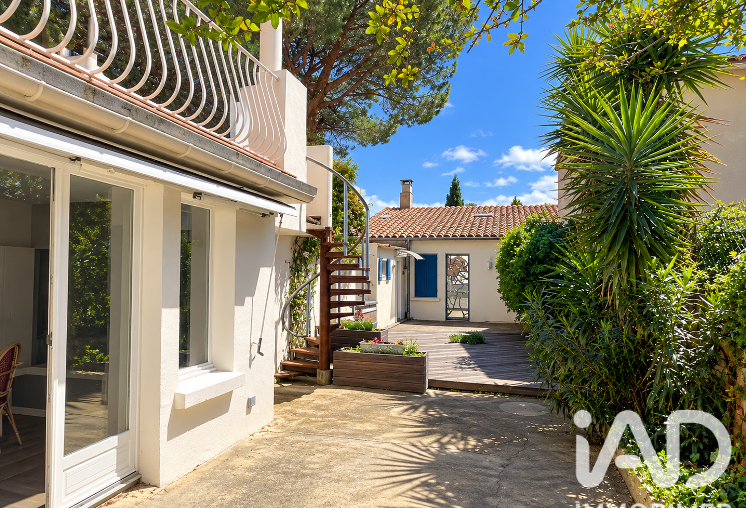 Vente Maison/villa 8 pièces — photo 1