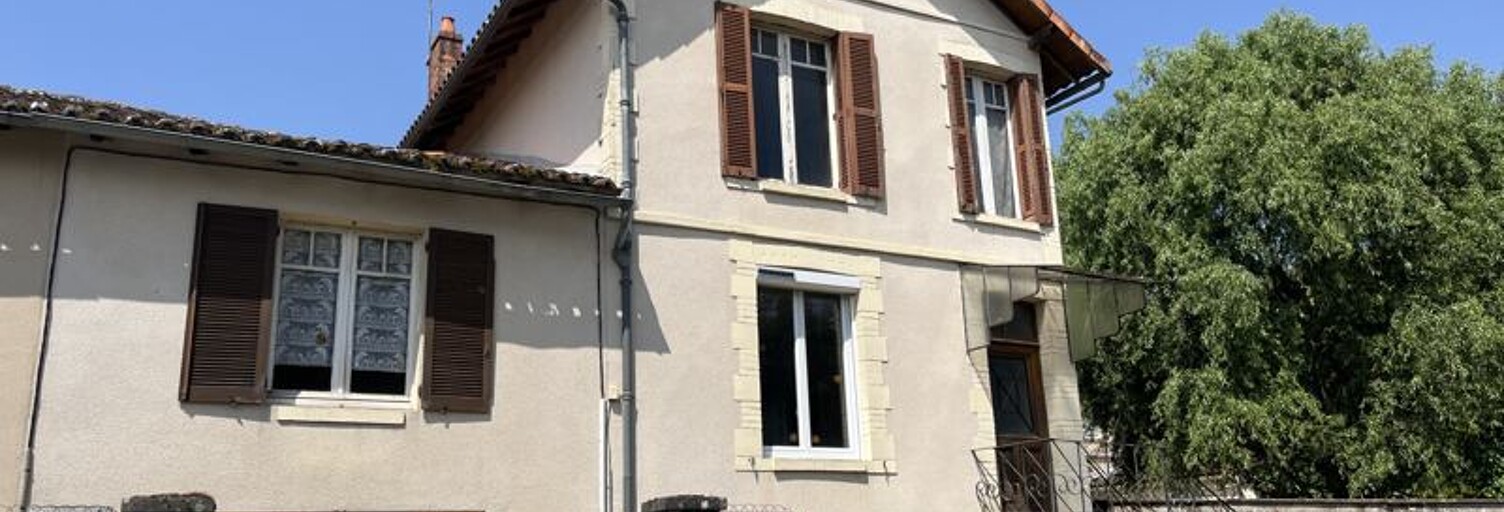 Maison 4 Pièces 98 m² à vendre à Lessac (16500)