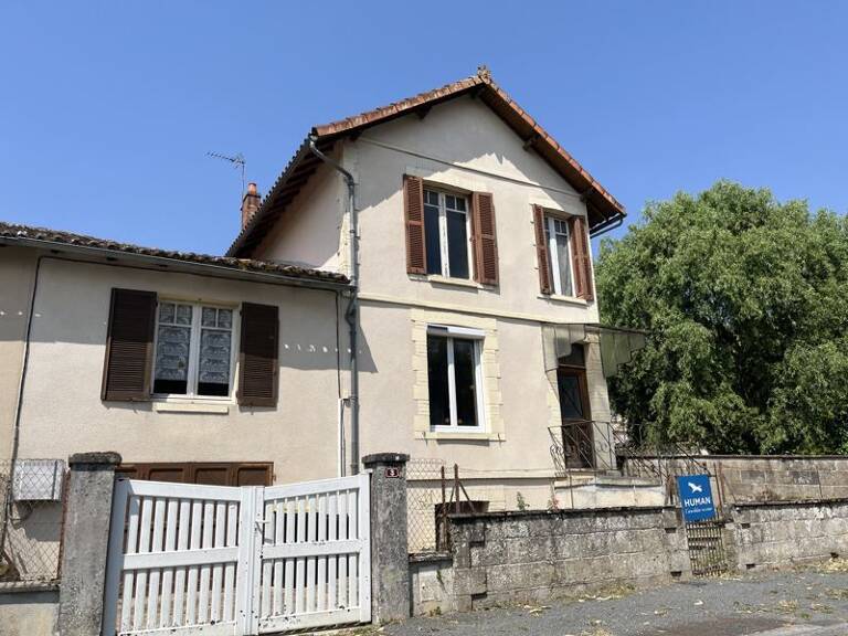 Maison de bourg de 4 pièces principales — photo 1