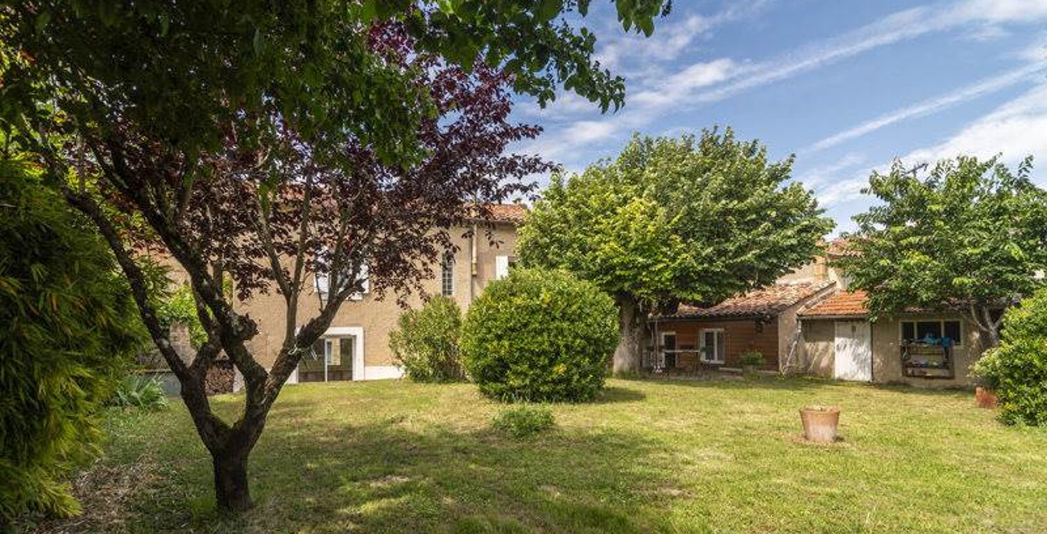 Vente maison 6 pièces 212 m² Revel (31250) — photo 1