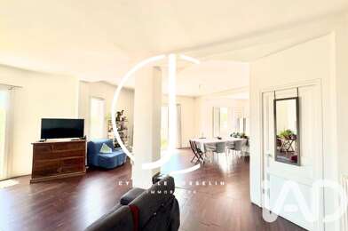 Appartement 7 pièces 340000 €