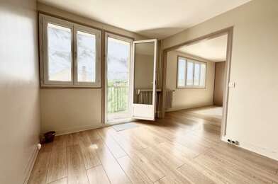 Appartement 4 pièces 163400 €
