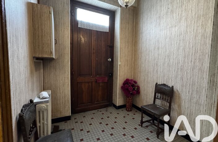 Vente Maison/villa 8 pièces — photo 2