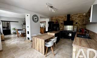 Maison 5 Pièces 163 m² à vendre à Poligny (77167)