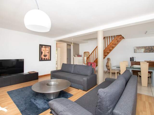 Maison de ville de 4 pièces principales — photo du bien