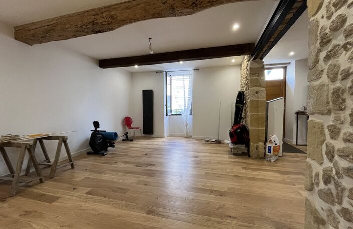 Maison en pierre de 6 pièces principales — photo 3