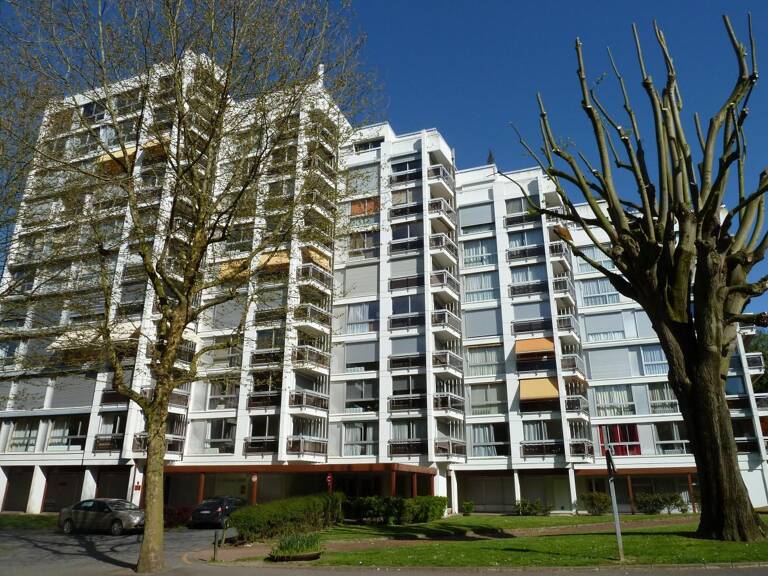 Appartement avec terrasse à vendre à Cambrai — photo 1