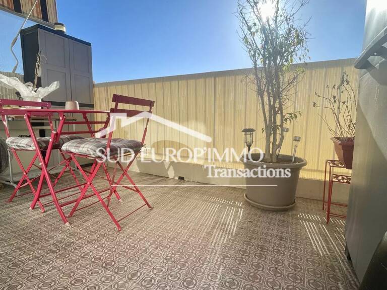 NICE GAIRAUT 2 pièces terrasse cave et parking — photo 1