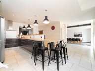 Maison 6 pièces 388 m² — photo 2