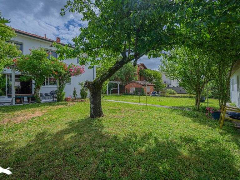 Maison art déco de 5 pièces principales — photo 1