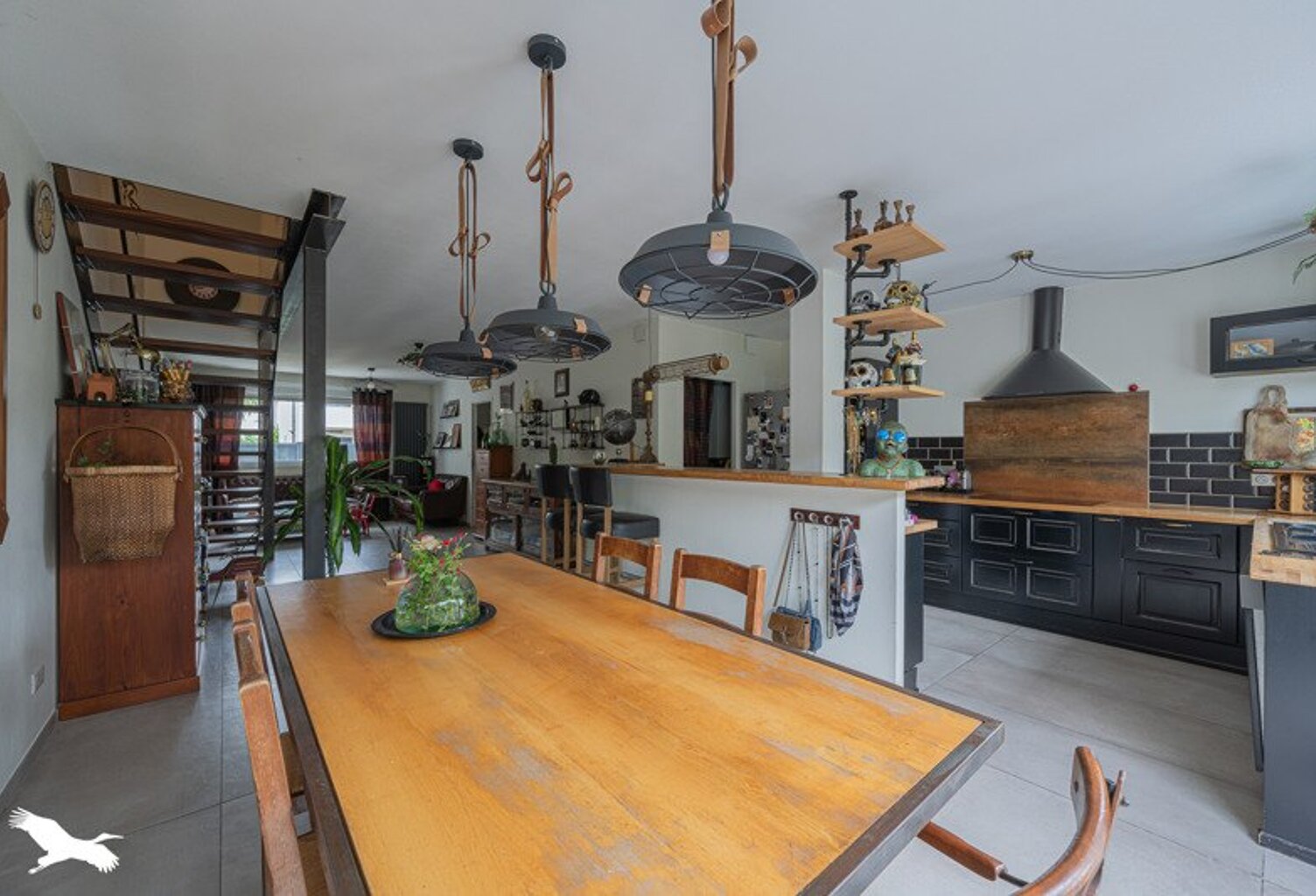 Maison art déco de 5 pièces principales — photo 1