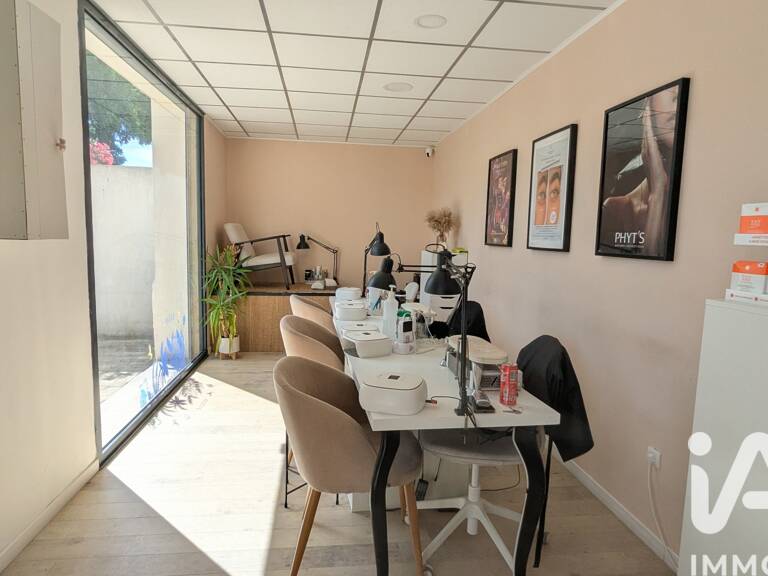 Vente Esthétique, Coiffure 73 m&sup2; — photo 1